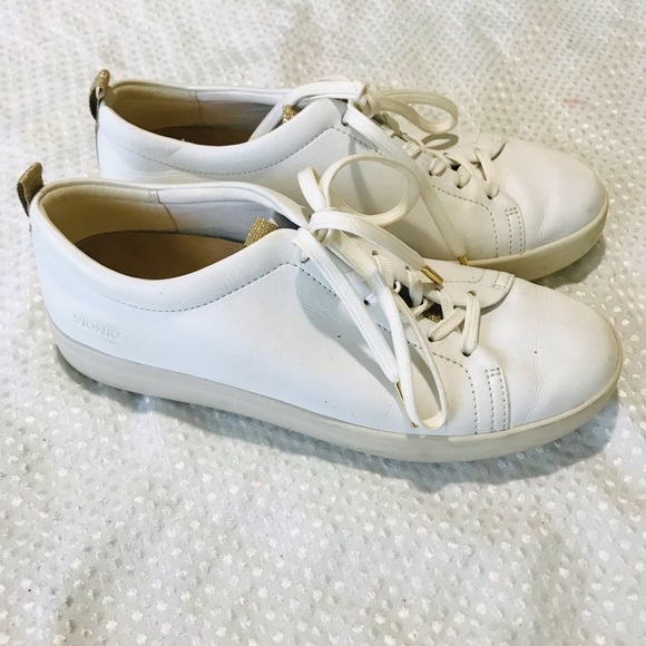 Vionic paisley sneakers - Picture 4 of 14